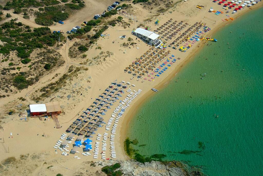 דירות Néa Péramos E & F Sea View Flat מראה חיצוני תמונה